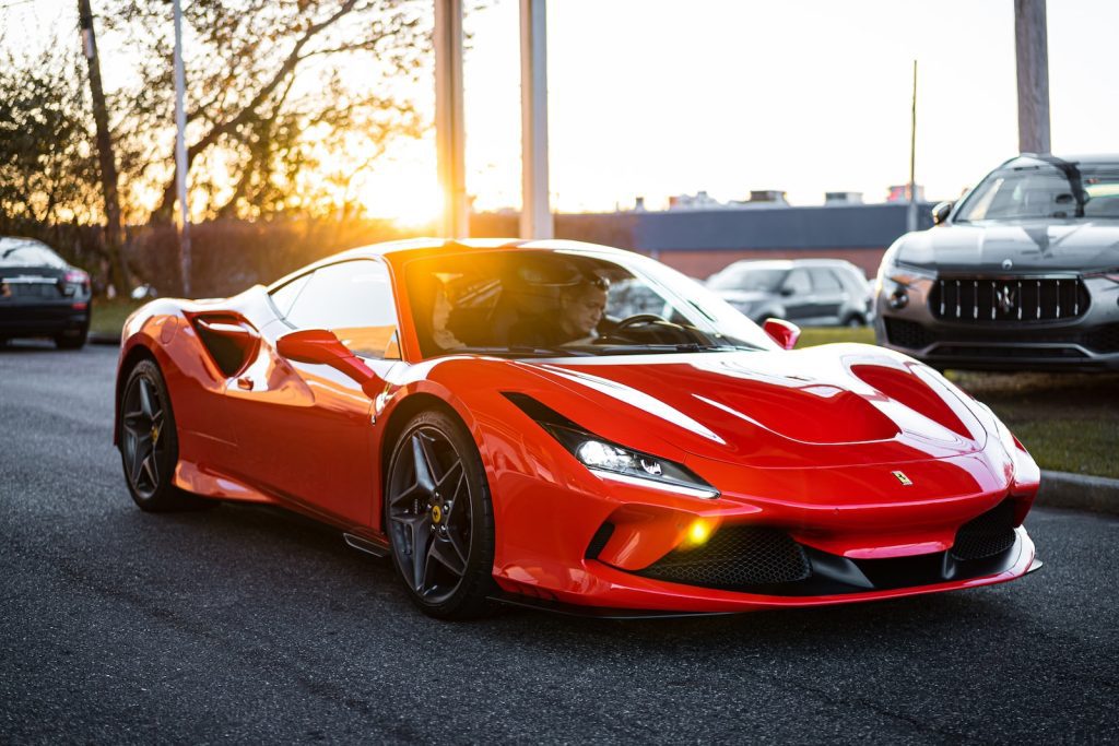 Comment louer une Ferrari à Strasbourg ?