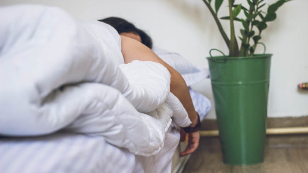 Avantages du casque anti-bruit pour dormir sereinement